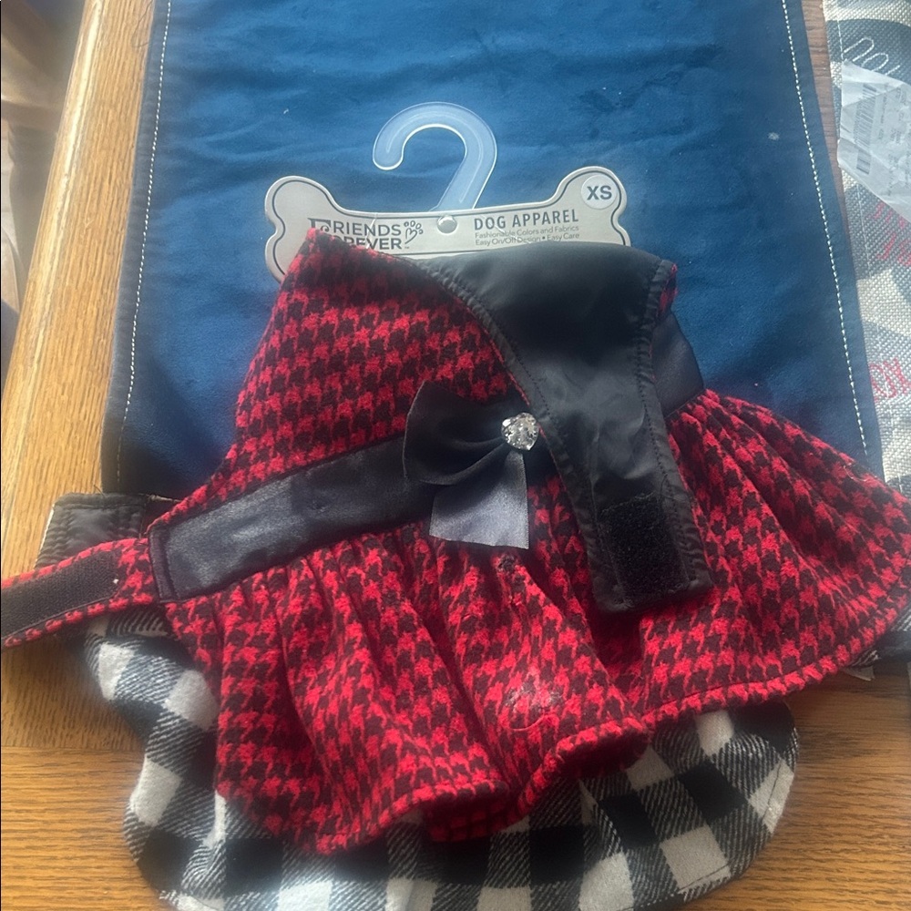 Red and Black Dog Dresses with Bows set of 2